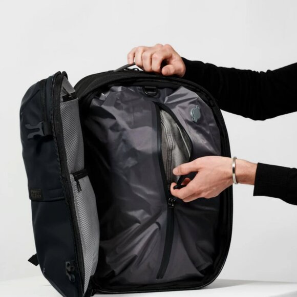 Airback Travel Backpack - Matt Black - Picture 3 of 5